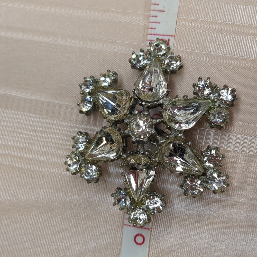 Vintage 60s Silver AB Crystal Brooch Retro Rhinestone Starburst Mid Century - Picture 9 of 9